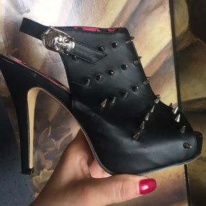 Spiky black Avril Lavigne high heels
